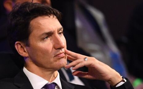 Terancam Tarif Impor 25 Persen, Trudeau Kejar Trump ke Florida